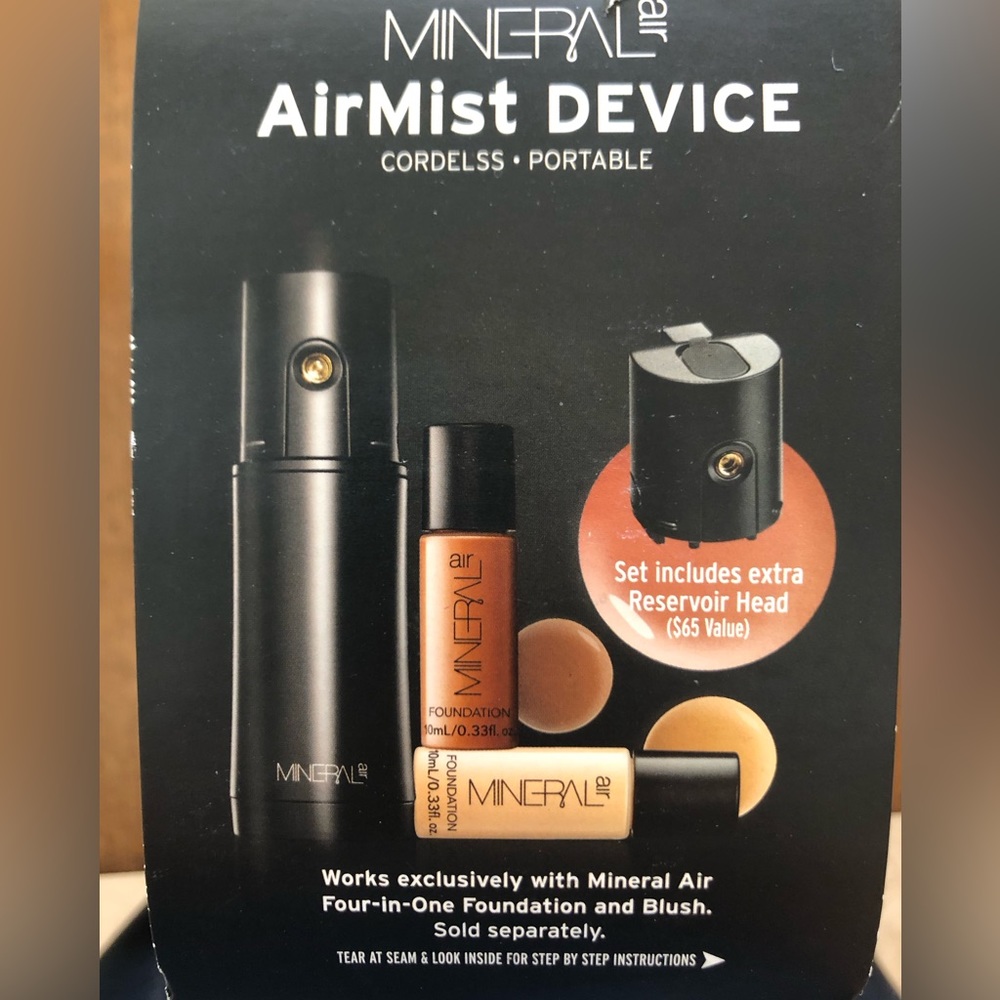 Mineral air; cordless, portable, four-in-one foundation and blush system.